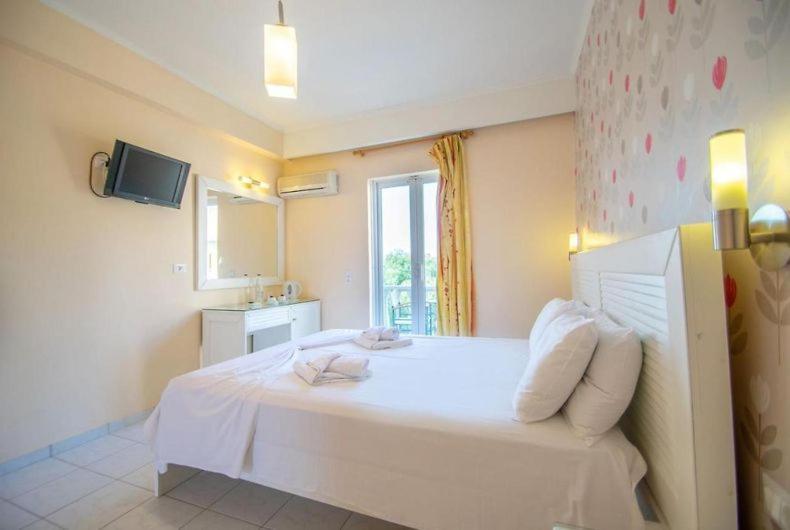 Plános The Senses Tsilivi Hotel מראה חיצוני תמונה